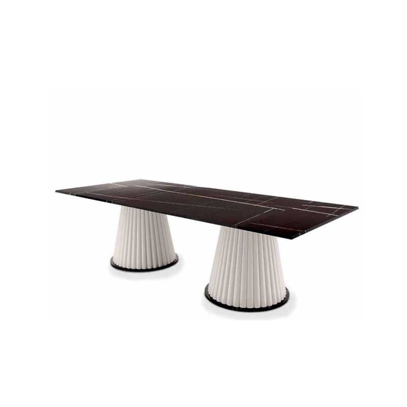 Orion Table • T 762